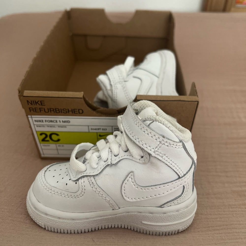 Like new Nike Force 1 Mid Toddler 2C Sneakers